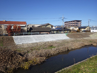 久富建設除草維持工事